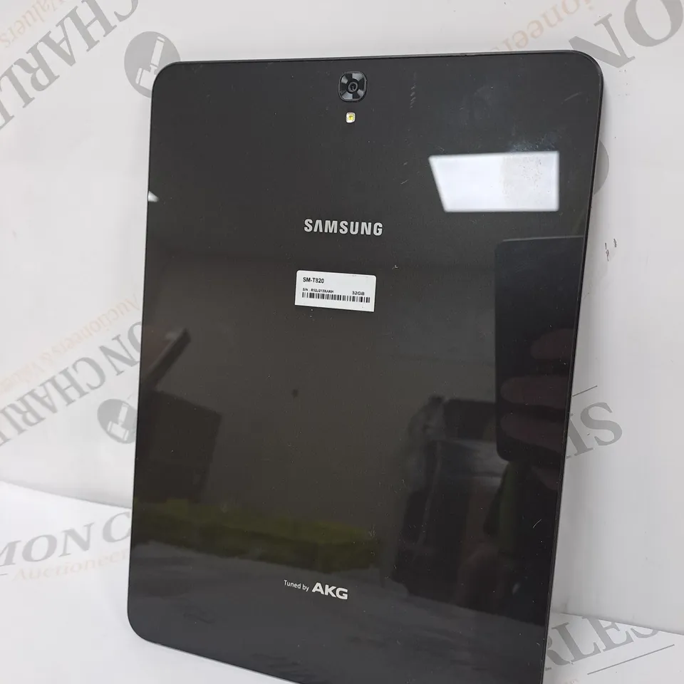SAMSUNG GALAXY TAB SM-T820