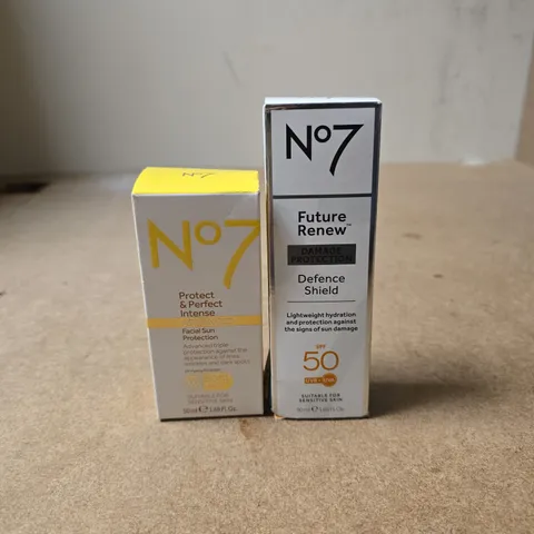 SET OF 2 NO7 ITEMS: FUTURE RENEW DEFENCE SHIELD + PROTECT AND PERFECT INTENSE FACIAL SUN SHIELD