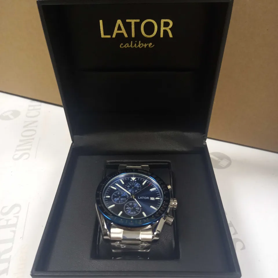 LATOR CALIBRE TACHYMETRE BLUE DIAL CHRONOGRAPH STYLE BRACELET STRAP WATCH RRP £635