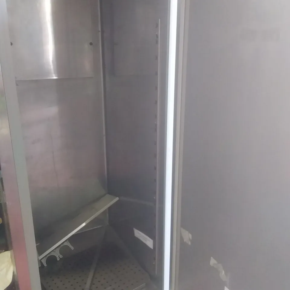 LARGE DISPLAY FRIDGE 