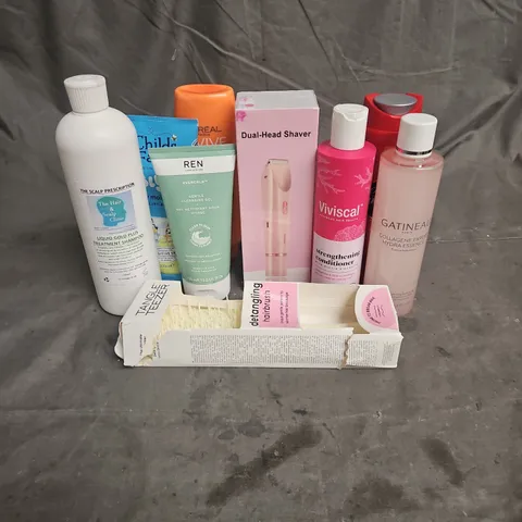 APPROXIMATELY 20 ASSORTED HEALTH & BEAUTY PRODUCTS TO INCLUDE - GATINEAU COLAGENE EXPERT HYDRA ESSENCE - REN CLEAN SKINCAREGENTLE CLEANSING GEL - VIVISCAL STRENGTHENING CONDITIONER - ETC