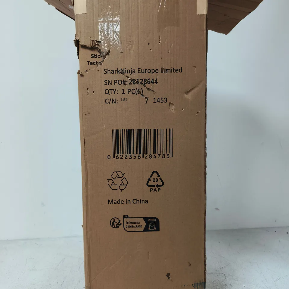 SHARK POWERDETECT LIGHTWEIGHT CORDED STICK PET VACUUM
