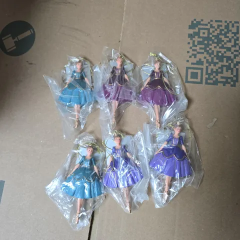 BOX OF 5 BOXES OF ASSORTED GISELA GRAHAM SMALL DECORATIONS