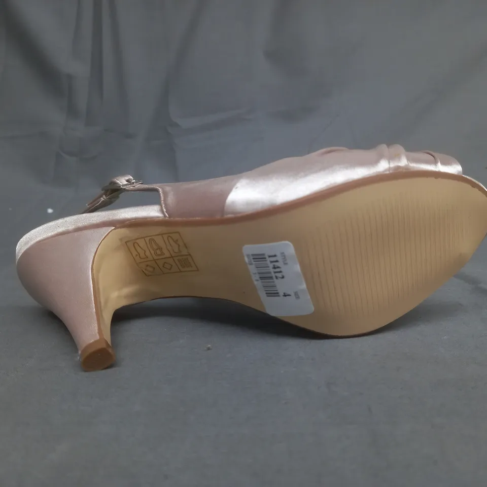 BOXED PAIR OF LILLEY & SKINNER GOLD SATIN HEELS SIZE 4