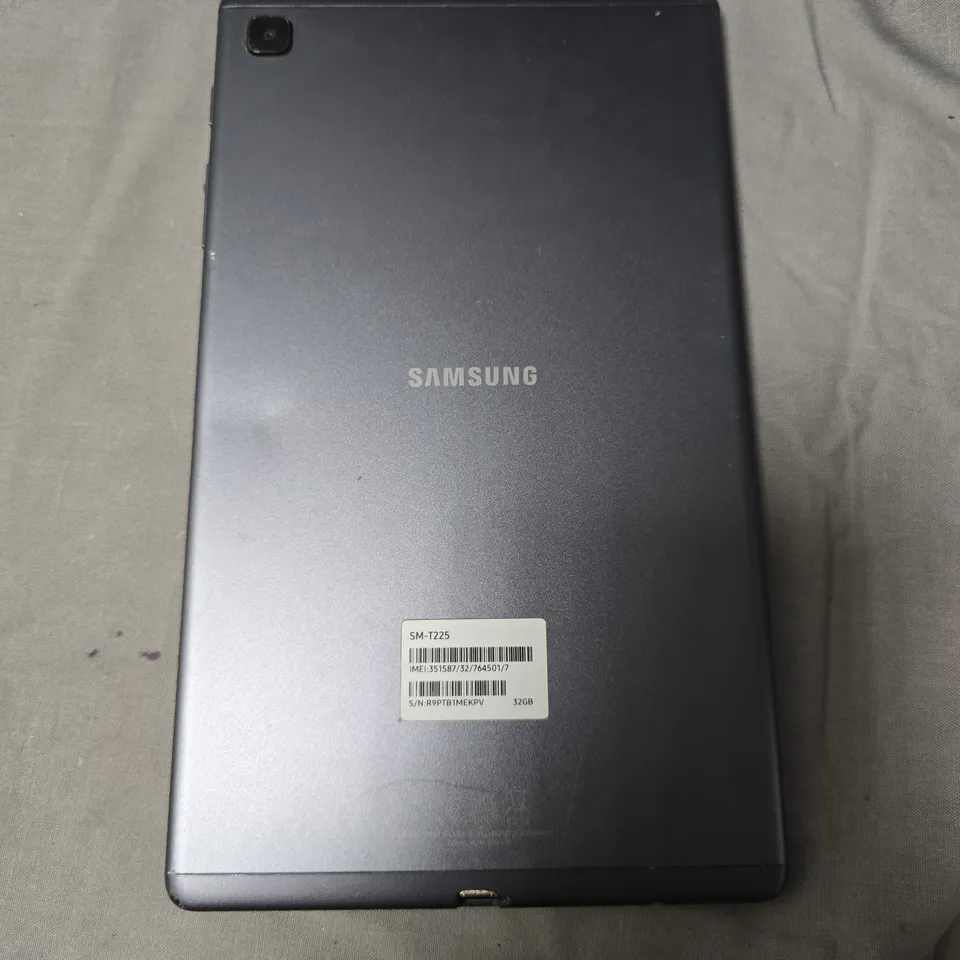 SAMSUNG GALAXY TAB SM-T225 TABLET 32GB – DARK GRAY