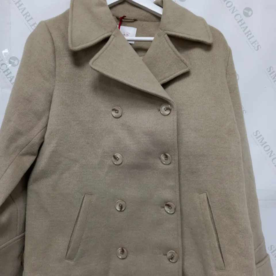 BEN DE LISI BUTTON JACKET IN STONE - SIZE 8