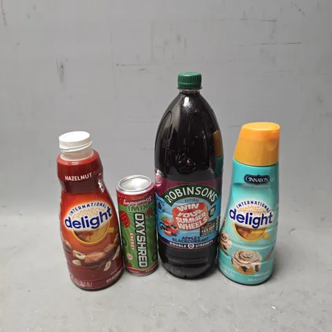 APPROXIMATELY 8 ASSORTED FOOD & DRINK ITEMS TO INCLUDE - ROBINSONS APPLE & BLACKCURRANT , OXYSHRED ETC