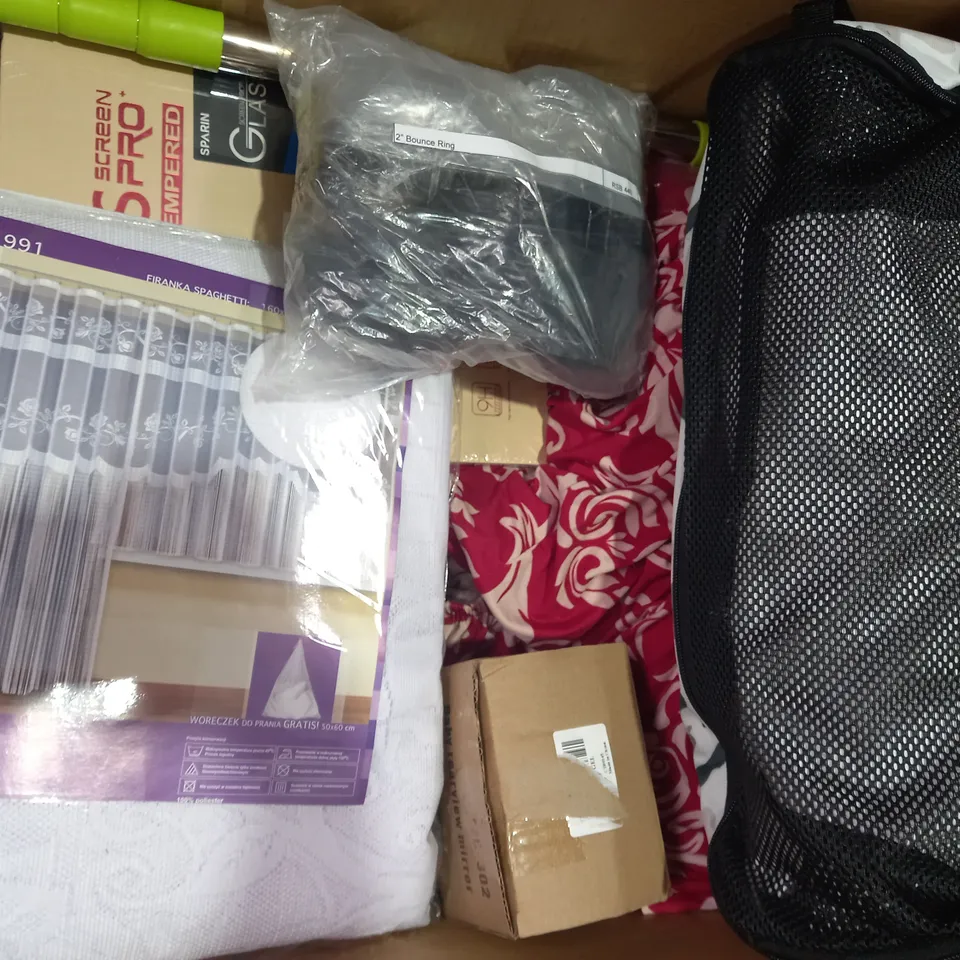 BOX OF APPROXIMATELY 20 ASSORTED HOUSEHOLD ITEMS TO INCLUDE NIGHT OWL PILLOWCASE PAIR, NIGHT ZONE SUPER SOFT V PILLOWCASE, ETC