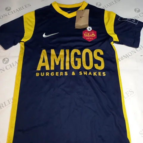 ELITE LONDON ACADEMY FOOTBALL SHIRT SIZE M