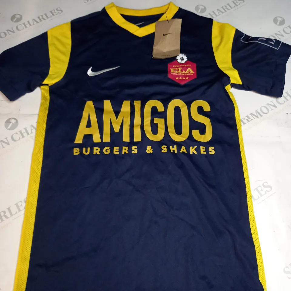 ELITE LONDON ACADEMY FOOTBALL SHIRT SIZE M