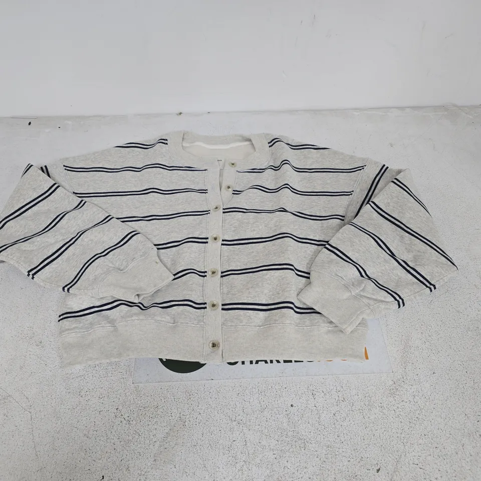 ABERCROMBIE & FITCH STRIPED CARDIGAN - M