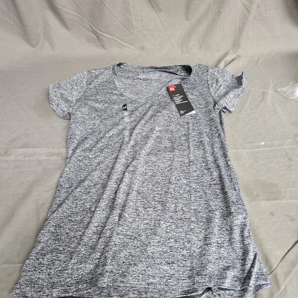 UNDER ARMOUR WOMENS HEATGEAR TEE IN GREY MIX SIZE S