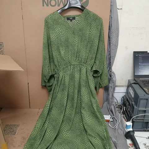 BOX OF APPROXIMATELY 30 RIRI WOMEN'S GREEN REPTILE-PRINT DRESS IN VARIOUS SIZE - COLLECTION ONLY