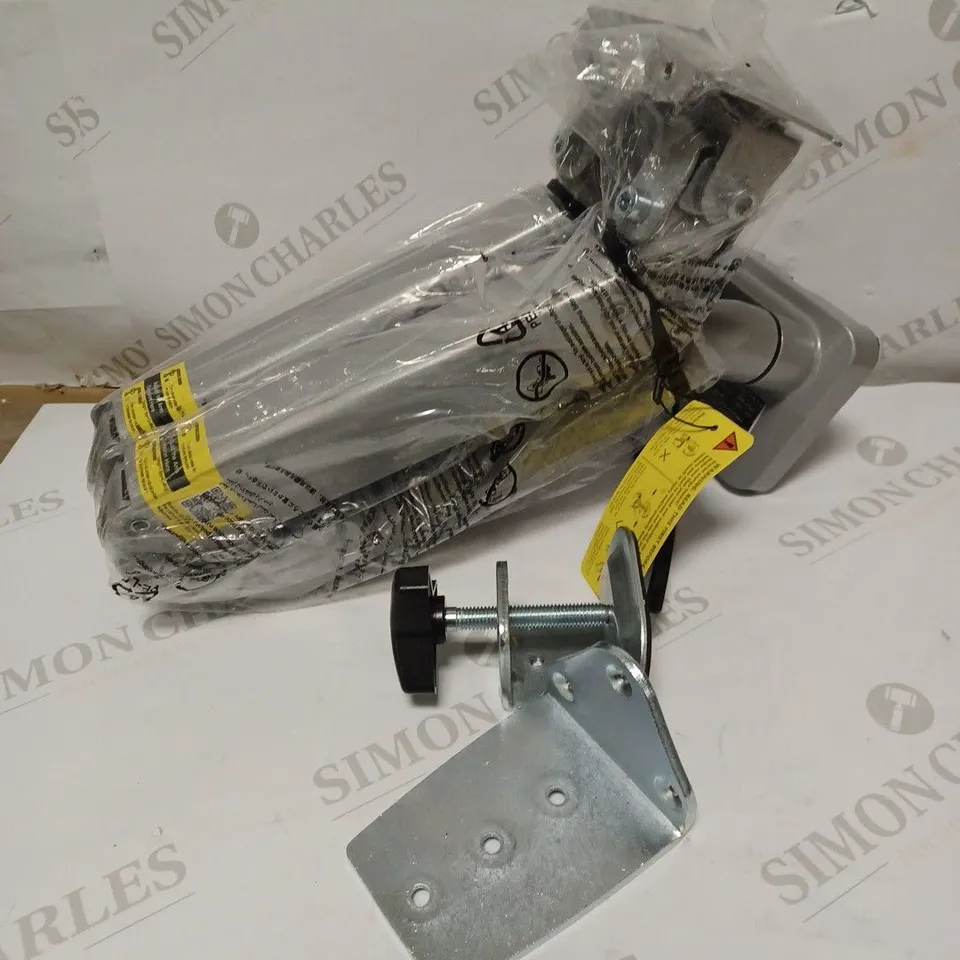 ER GEAR EGDS8 MONITOR DESK MOUNT 