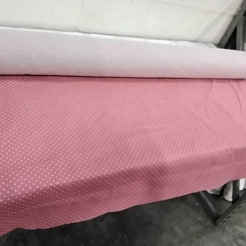 ROLL OF PINK DOTTED LINEN