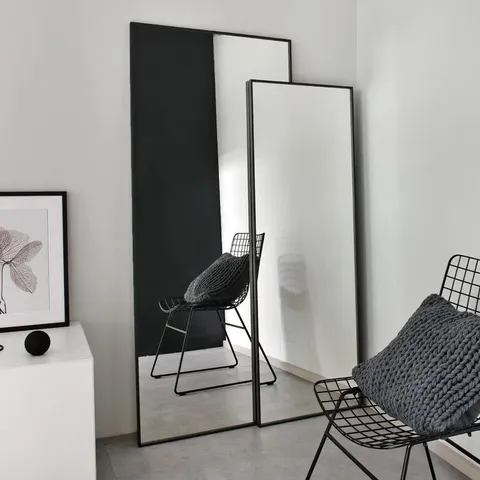 BOXED NIELSEN ALMERIA ALUMINIUM WALL MIRROR 
