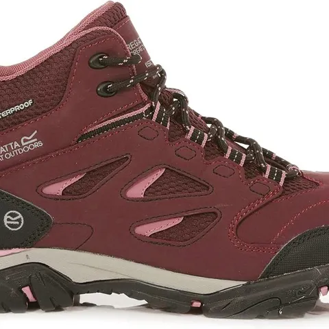 BRAND NEW REGATTA LADY HOLCOMBE IEP MID WALKING BOOTS IN DARK BURGUNDY/BLACK - UK 5