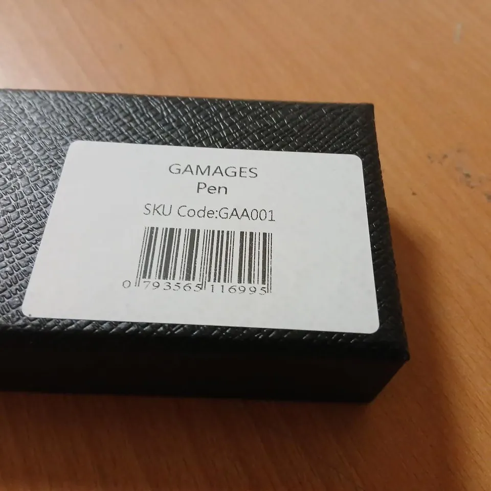 GAMAGES PEN – BLACK BARREL WITH GOLD TRIM, BOXED (GAA001)