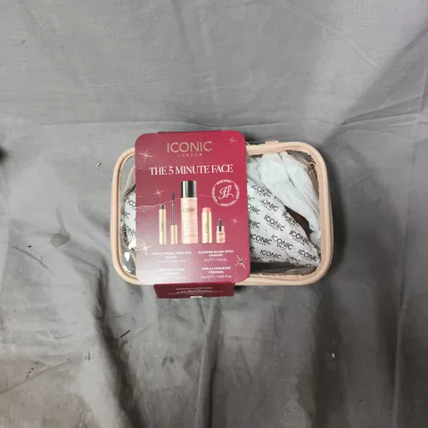 ICONIC THE 5 MINUTE FACE GIFT SET