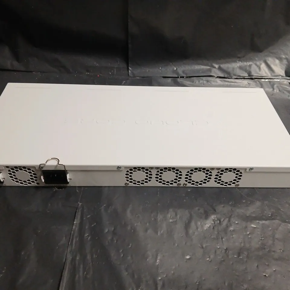 MIKROTIK CCR2116-12G-4S+ CLOUD CORE ROUTER