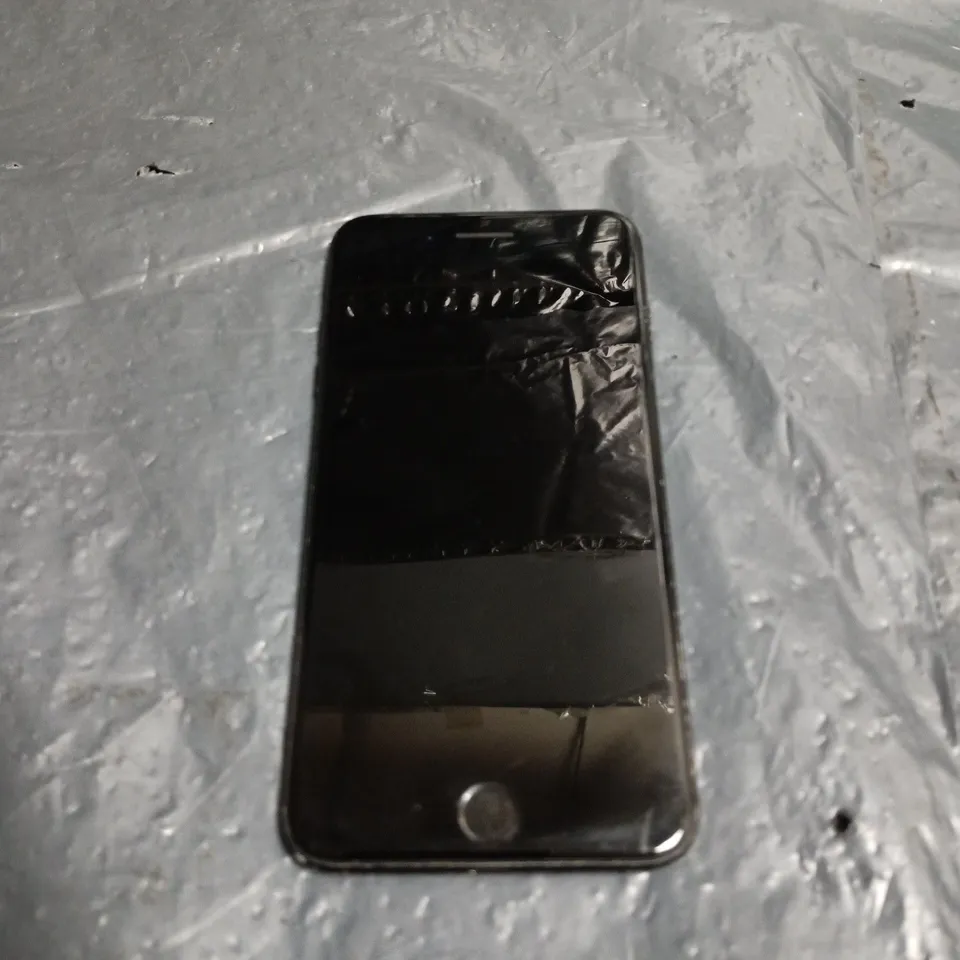 APPLE IPHONE 7 PLUS BLACK 32GB – BOXED
