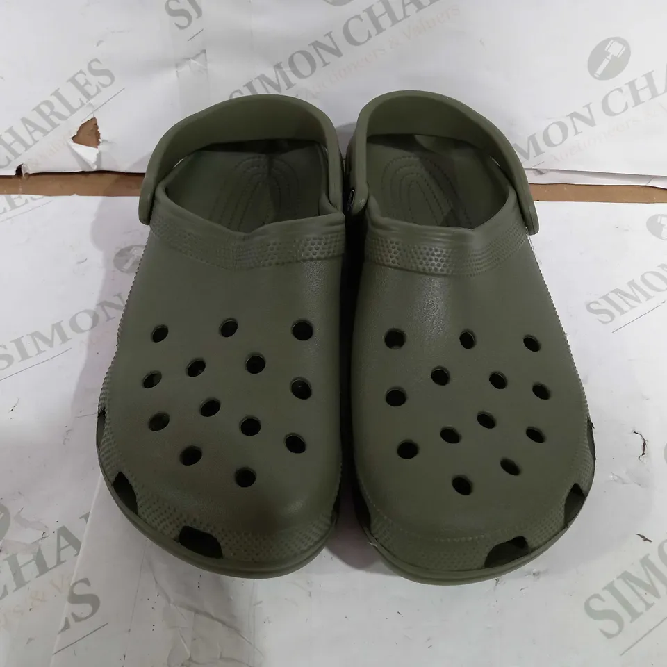 PAIR OF CLASSIC CROCS IN DARK GREEN - SIZE M8/W10