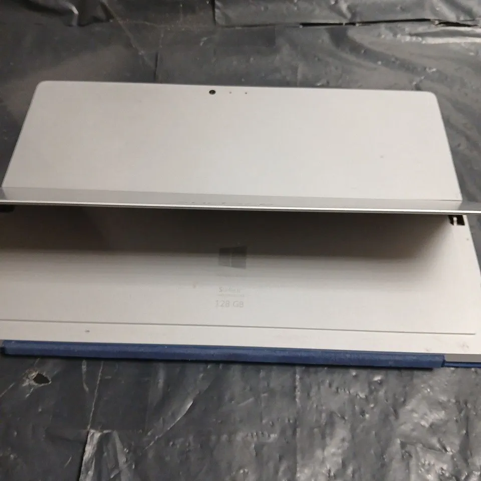 MICROSOFT SURFACE PRO 3 TABLET MODEL 1631 WITH BLUE TYPE COVER
