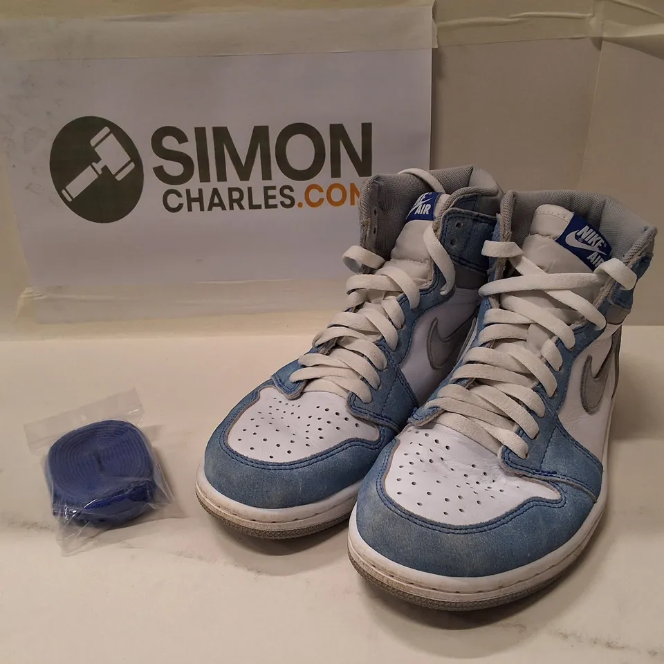 NIKE AIR JORDAN 1 RETRO HOIG OG - UK 6.5 - HYPER ROYAL/WHITE