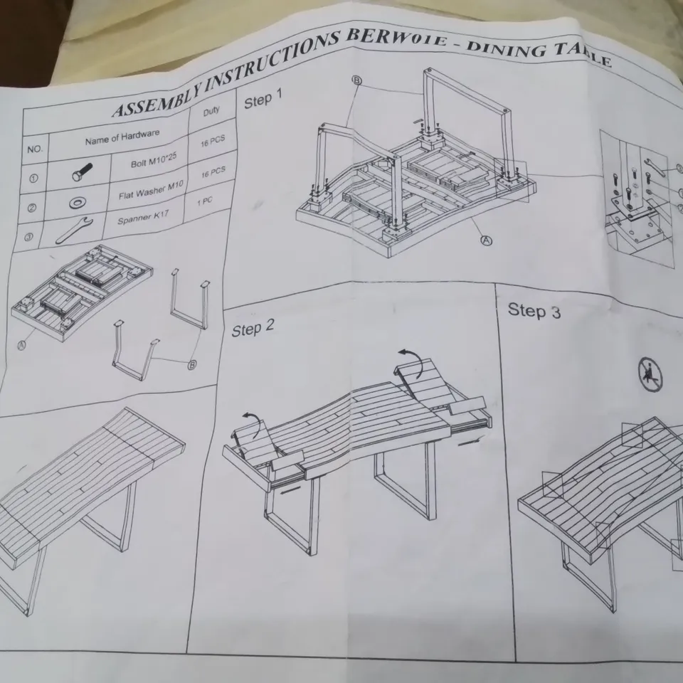 BOXED EXTENDABLE DINING TABLE 140CM