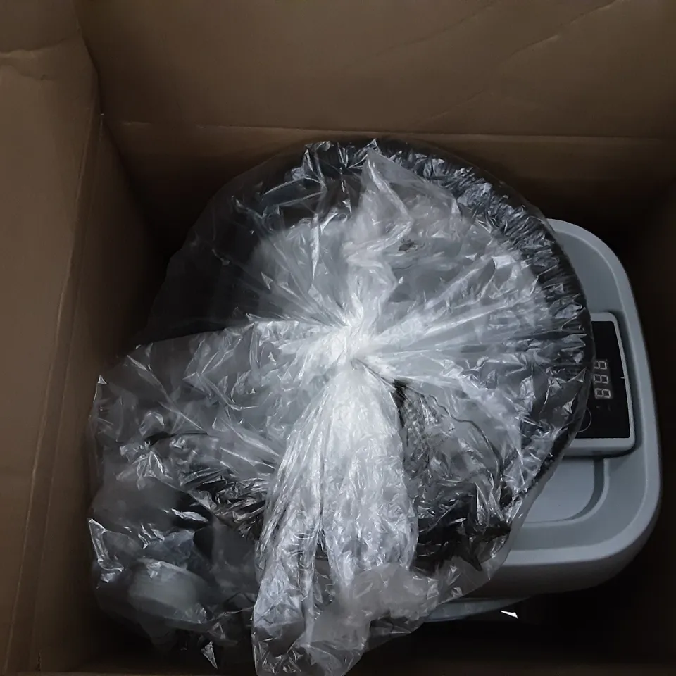 BOXED BESTWAY LAY-Z-SPA VEGAS PORTABLE SPA