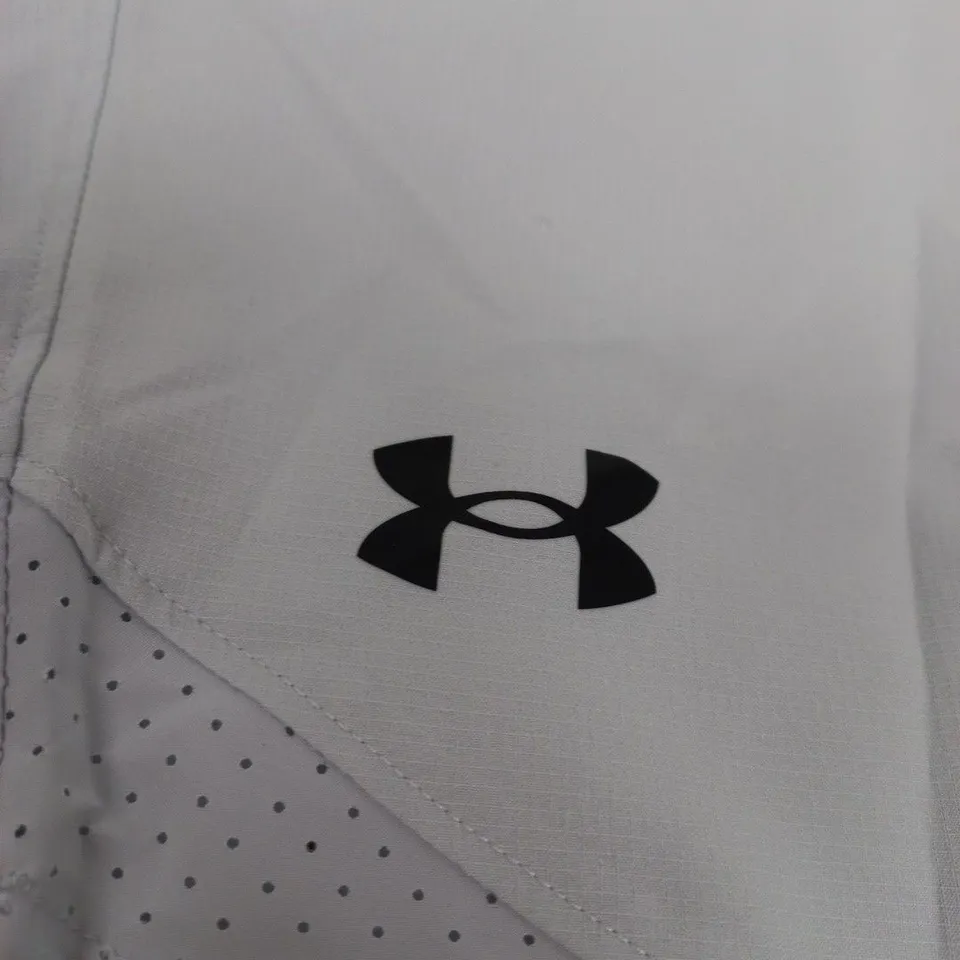 UNDER ARMOUR MENS UA VANISH WOVEN 8IN SHORTS – GREY (SMALL)