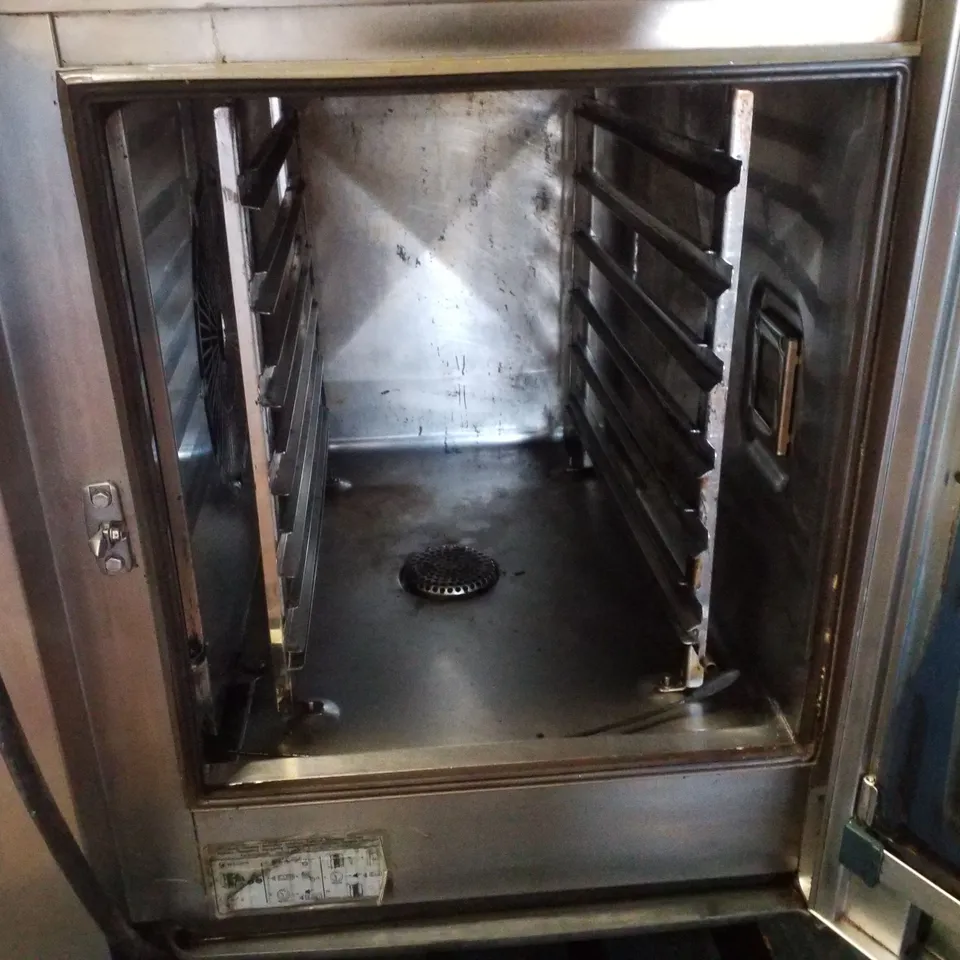 RATIONAL COMBIMASTER COMMERCIAL OVEN