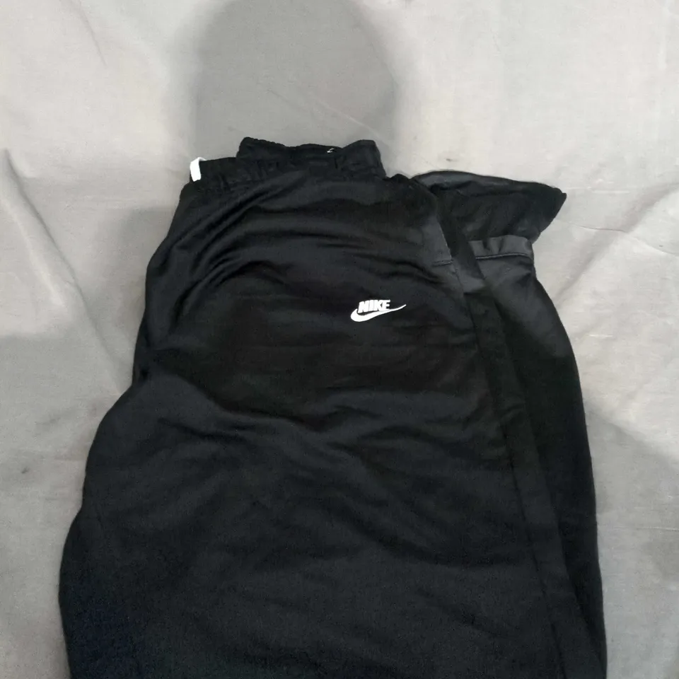 NIKE BLACK CUFFED JOGGERS - 3XL
