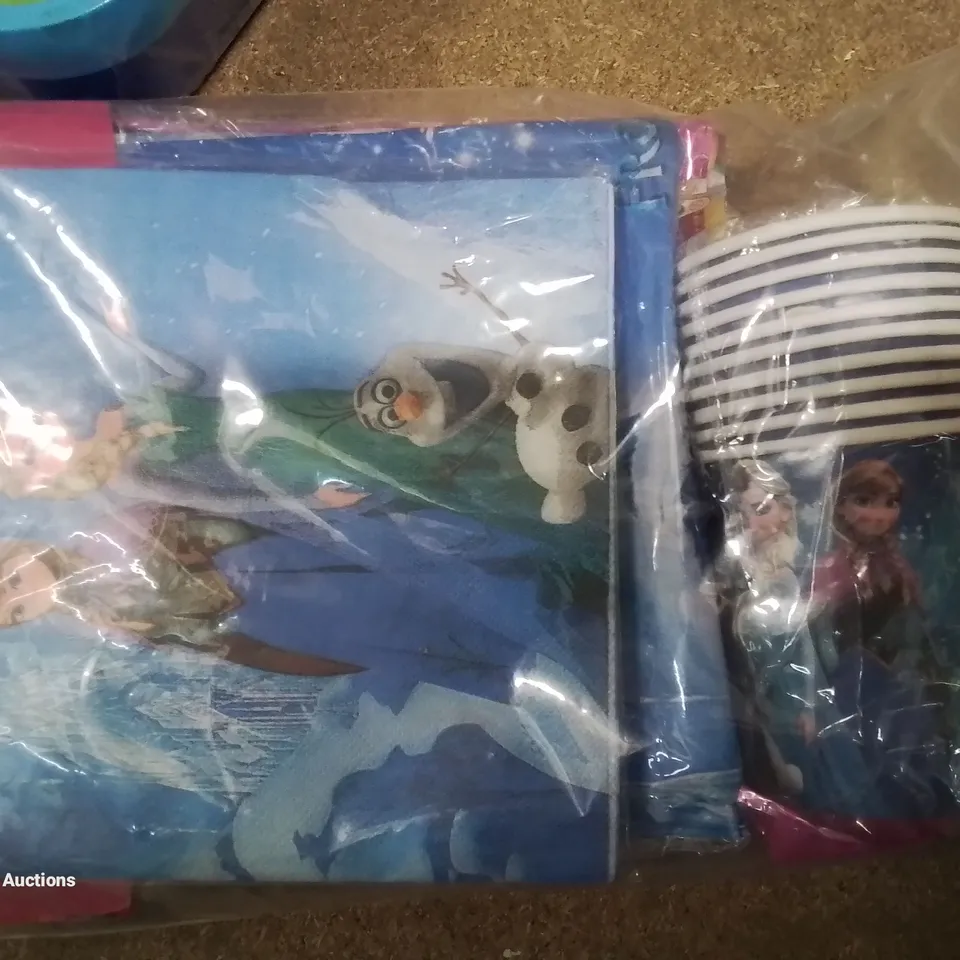 APPROXIMATELY 4 BRAND NEW BOXED ITEMS.