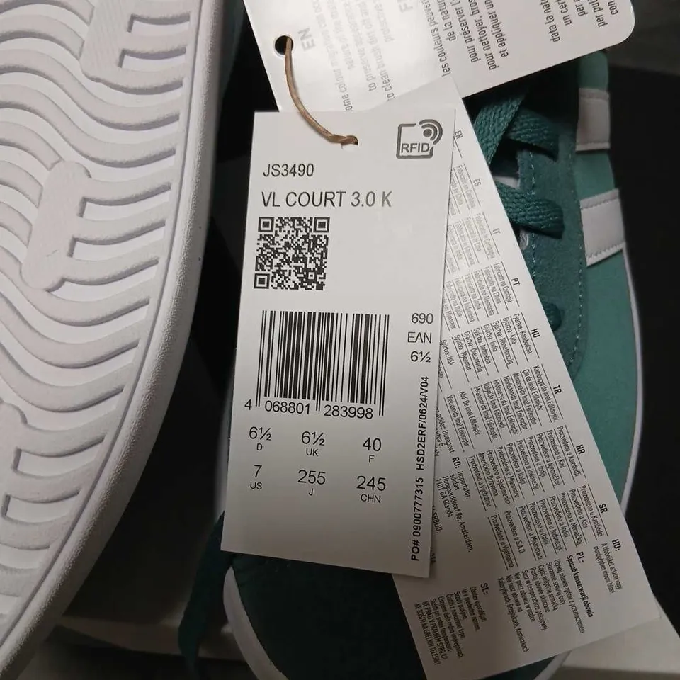 ADIDAS VL COURT 3.0 K SNEAKERS – TEAL/GREEN, UK 6.5 (EU 40)