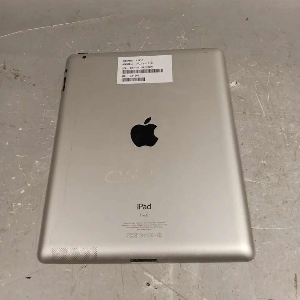 APPLE IPAD 2 SILVER 16GB - MODEL A1395