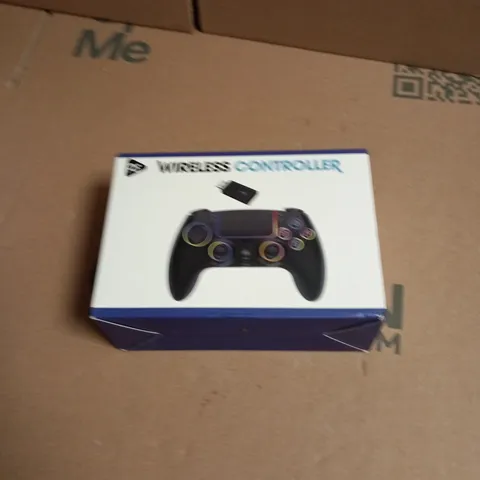 BOX OF APPROXIMATELY 12 ASSORTED ELECTRICAL ITEMS INCLUDING WIRELESS CONTROLLER , MEDTRONIC MINIMED MIO ADVANCE AND LIGHT FACIAL BEAUTY INSTRUMENT 