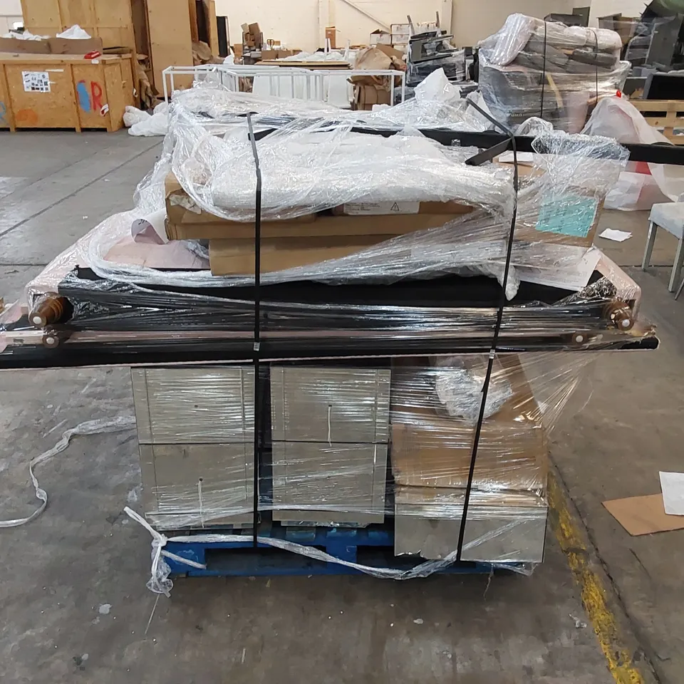 PALLET TO CONTAIN ASSORTED HOUSEHOLD & GARDEN FURNITURE 