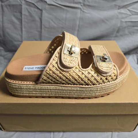 BOXED PAIR OF STEVE MADDEN SANDALS - UK SIZE 5