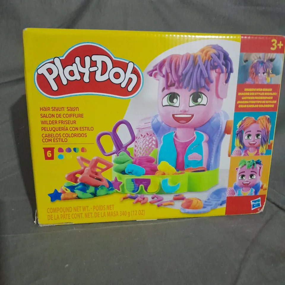 BOXED PLAY-DOH HAIR STYLIN SALON