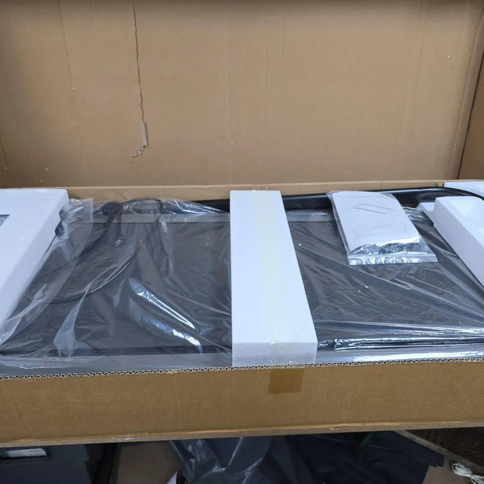 FITNESS EQUIPMENT – TREADMILL DECK IN BOX WITH MANUAL