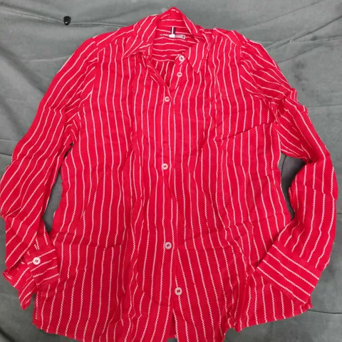 TOMMY HILFIGER STRIPED SHIRT IN RED/WHITE - UK 4