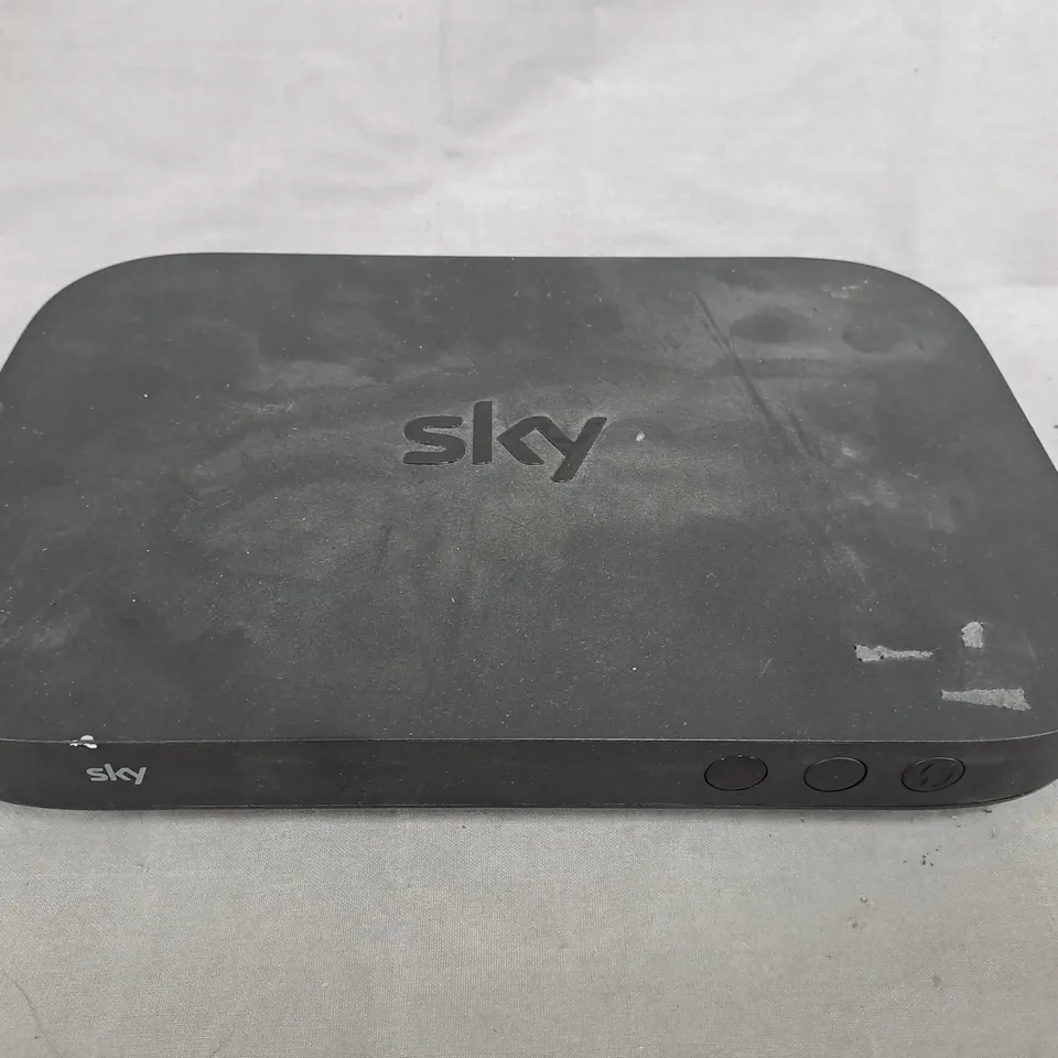 SKY EM150 SET-TOP BOX