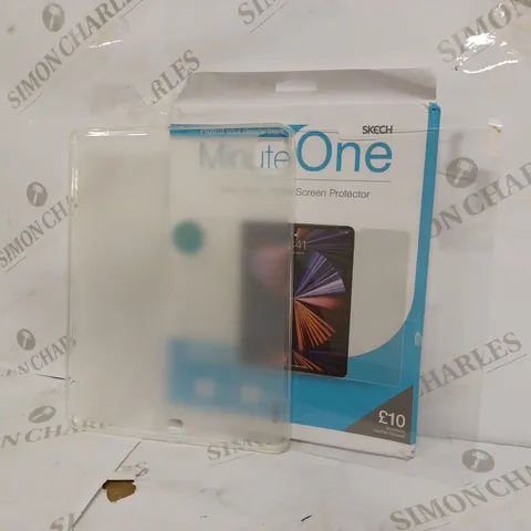 LOT OF 2 MINUTE ONE CLEAR GLASS AND SCREEN PROTECTOR FOR IPAD PRO 112.9"