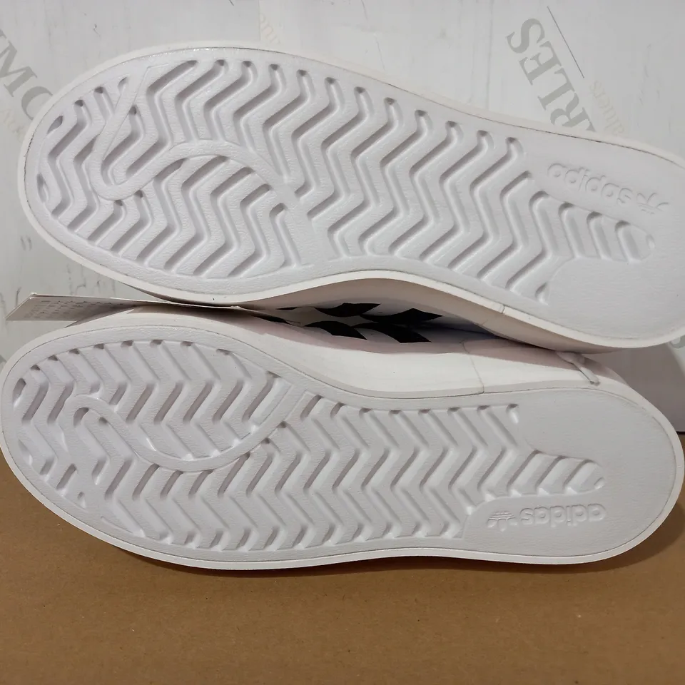 BOXED PAIR OF ADIDAS SUPERSTAR TRAINERS (WHITE/BLACK), SIZE 5 UK