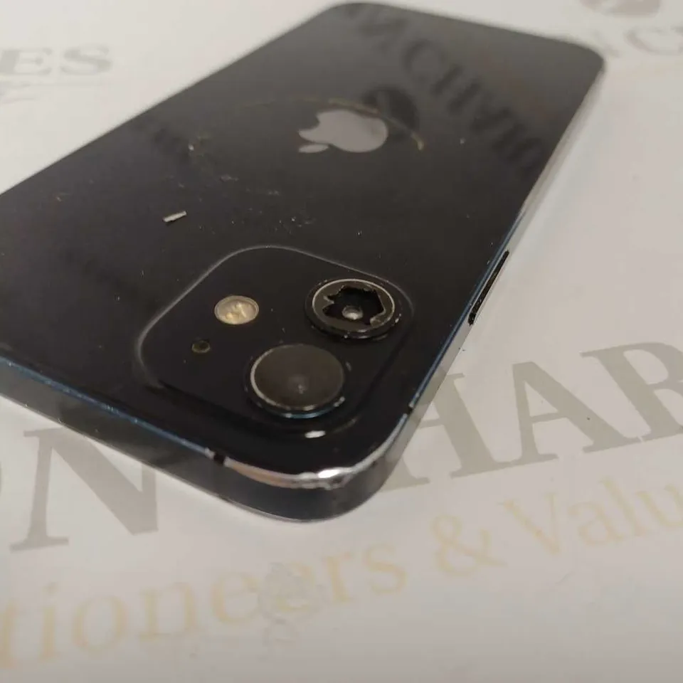 APPLE IPHONE 12 - BLUE