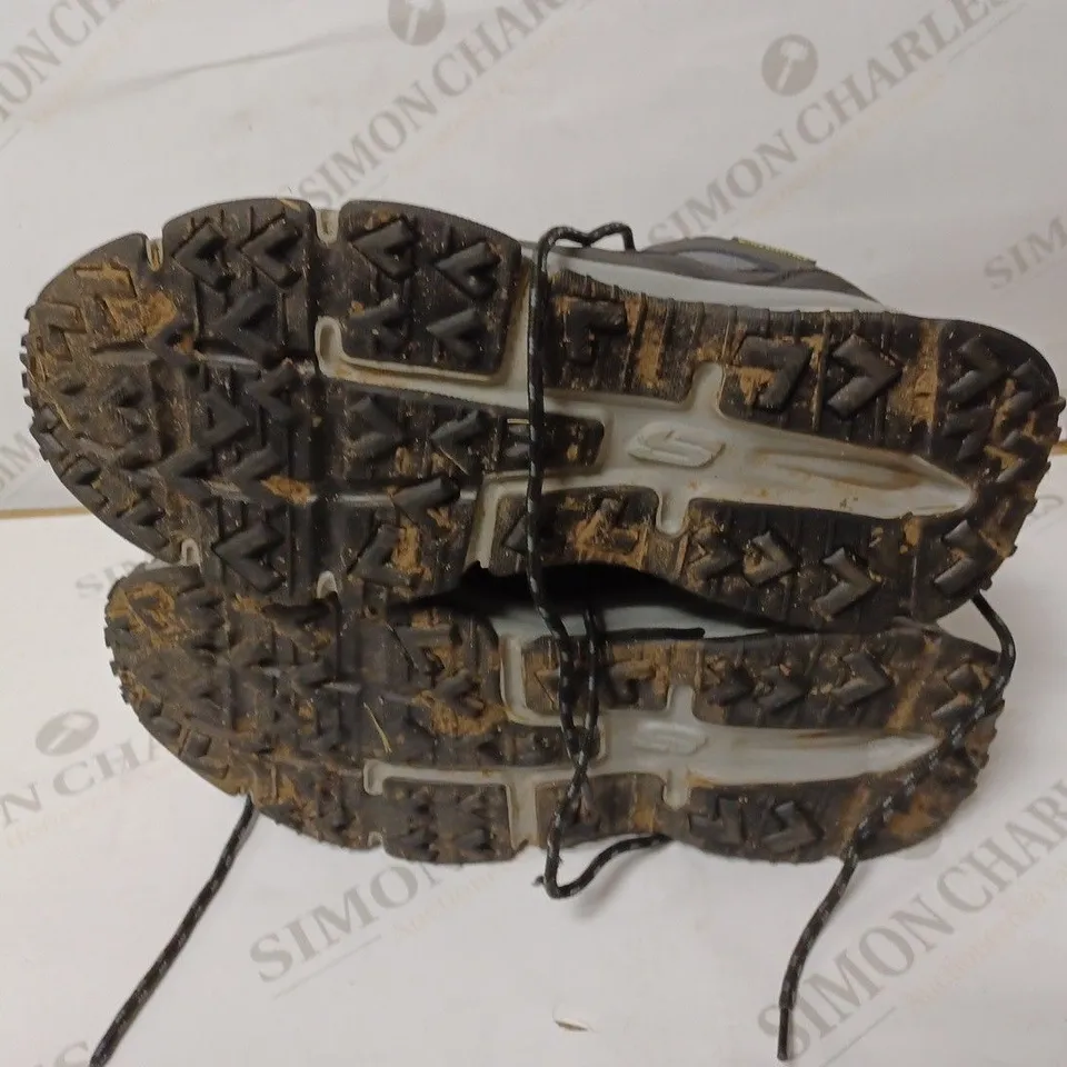 SKECHERS MEN'S SKECH-AIR ENVOY HIGH-TOP OUTDOOR SHOES, BLACK, UK 8