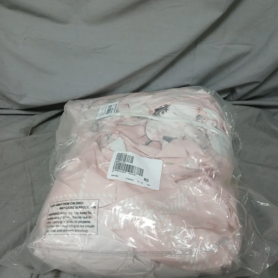 SUPERSOFT BY COZEE HOME REVERSIBLE FLORAL DUVET SET - DOUBLE