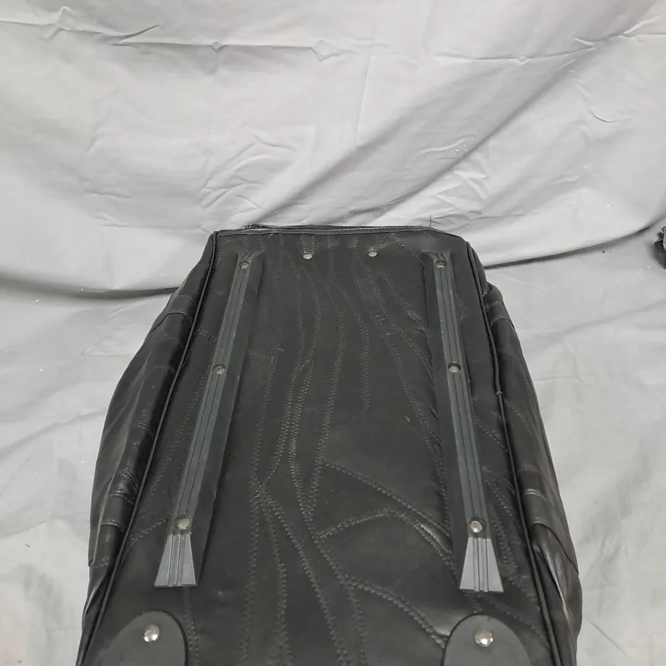 GENUINE LEATHER TRAVEL BAG WITH WHEELS – BLACK