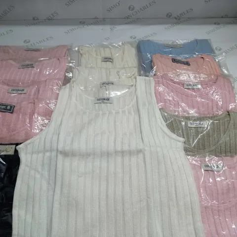 LOT OF 15 COTTONADE VEST IN VARIOUS COLOURS - SIZE UNSPECIFIED